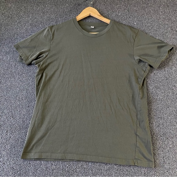 Uniqlo Other - Uniqlo Green Men's Short Sleeve Tee L Minimalist Athleisure Neutral Performance